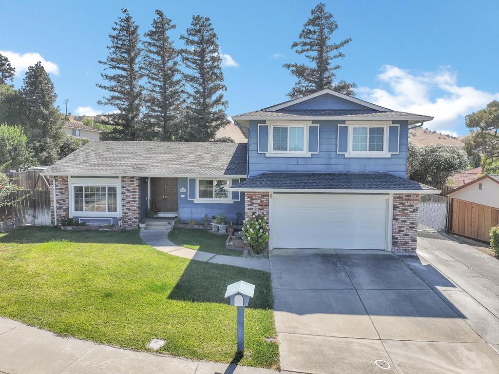 2353 Silver Creek Circle — photo
