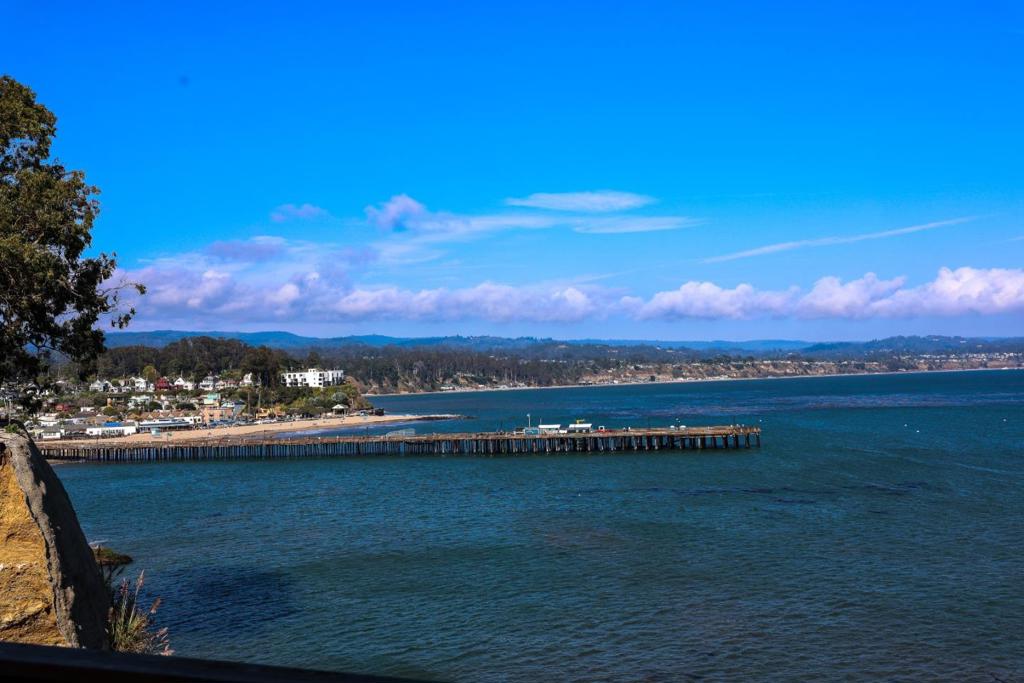 4820 Opal Cliff Drive 103 — photo