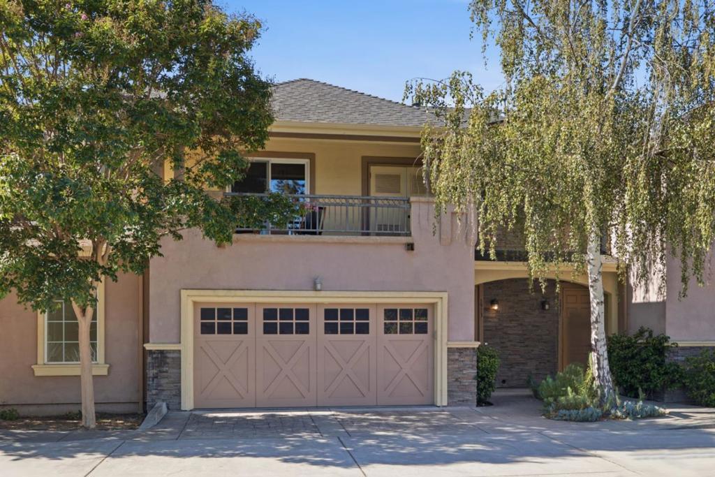 1913 Vida Court — photo