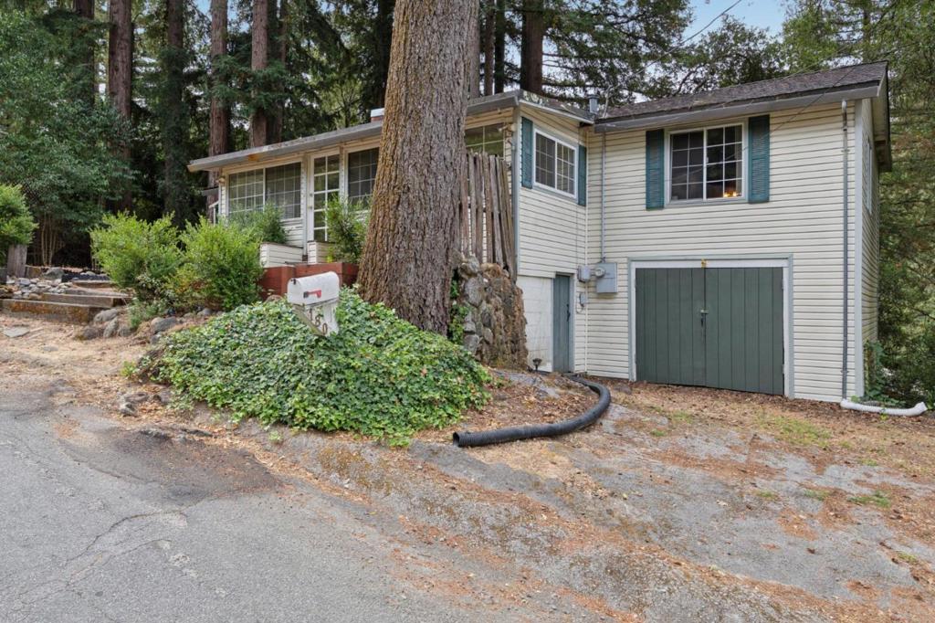 180 Cresta Drive — photo
