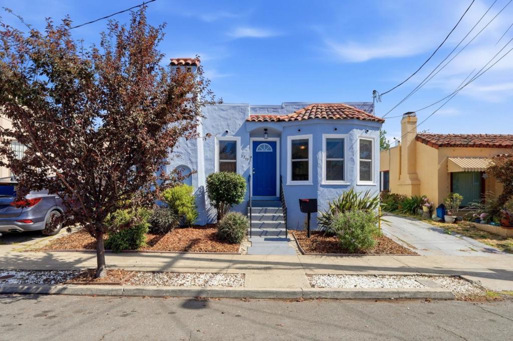 3248 Bona Street — photo