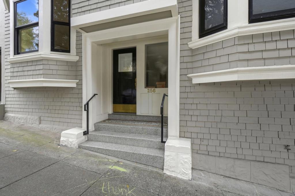 256 Presidio Avenue 1 — photo
