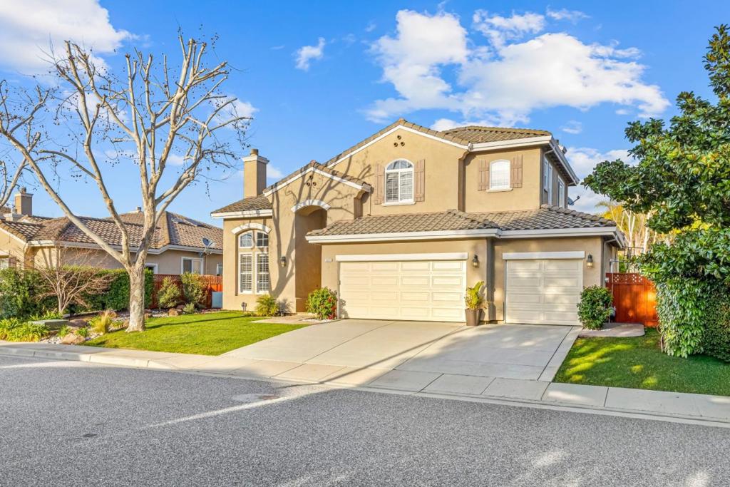 18312 Solano Court — photo