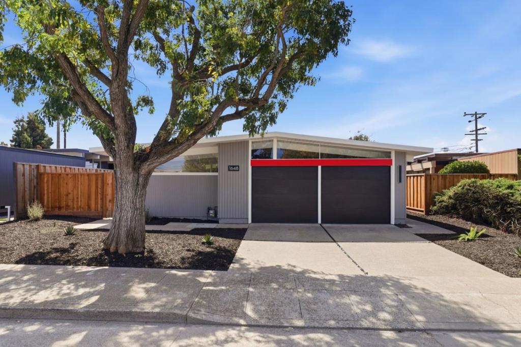 1648 Wolfe Drive — photo
