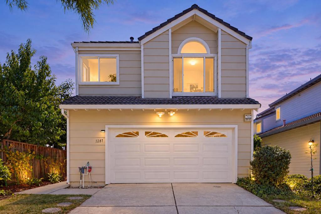 1287 Thorn Valley Court — photo