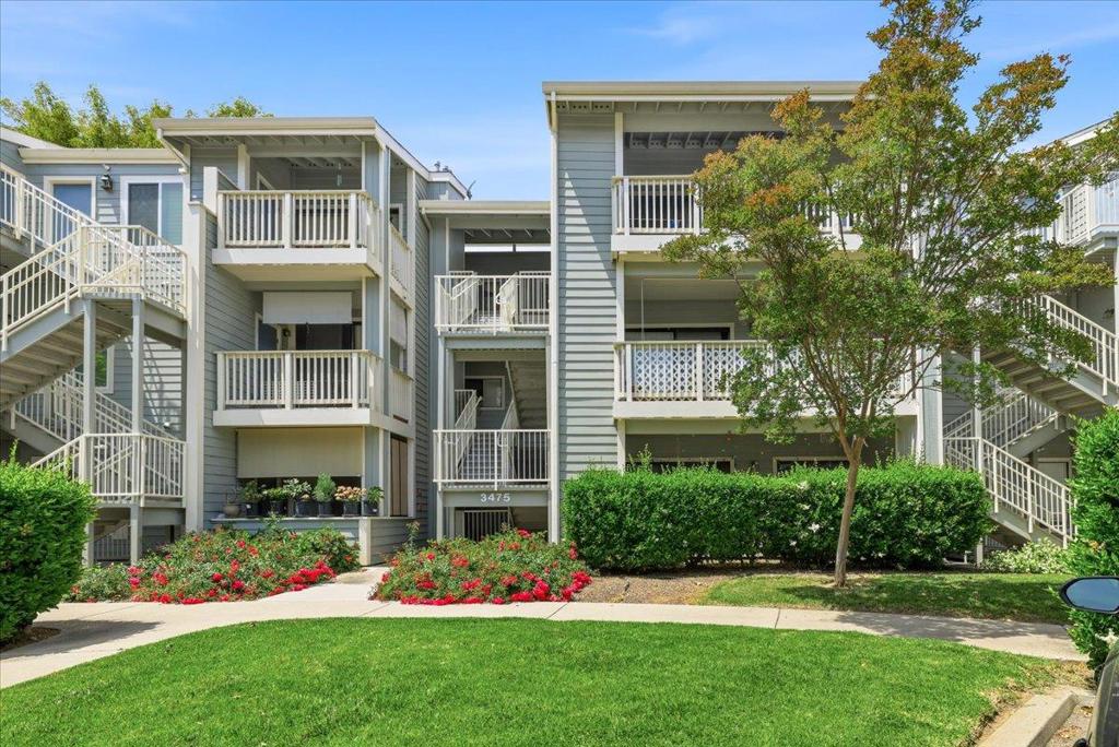 3475 Deerwood Terrence 304 — photo