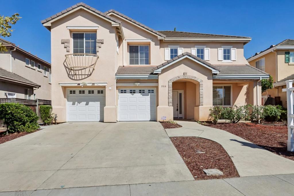 3514 Casabella Court — photo