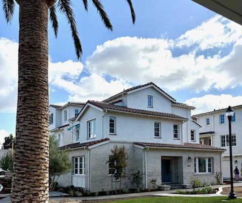 5528 Maravilla Way — photo