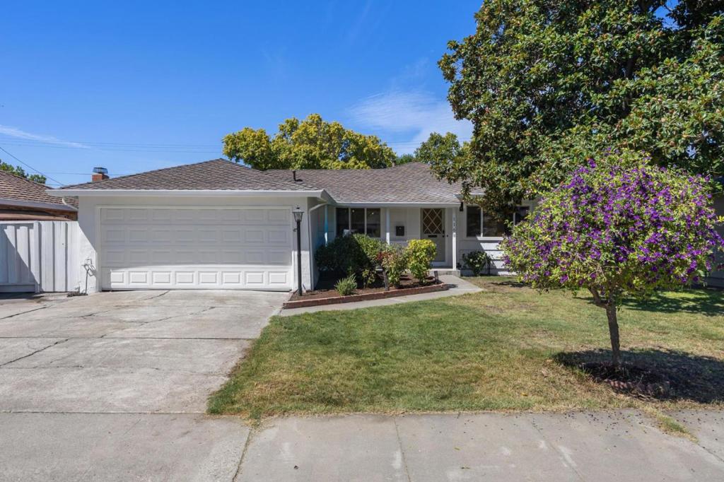 1168 Las Palmas Drive — photo