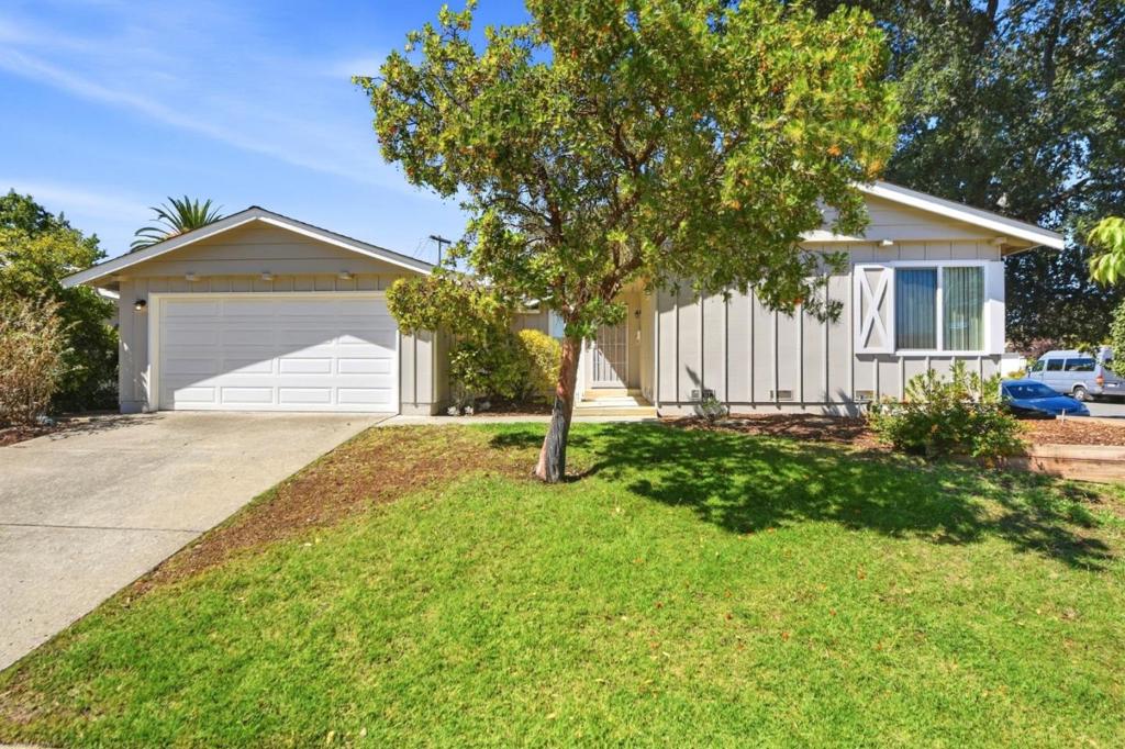 829 Rose Blossom Drive — photo