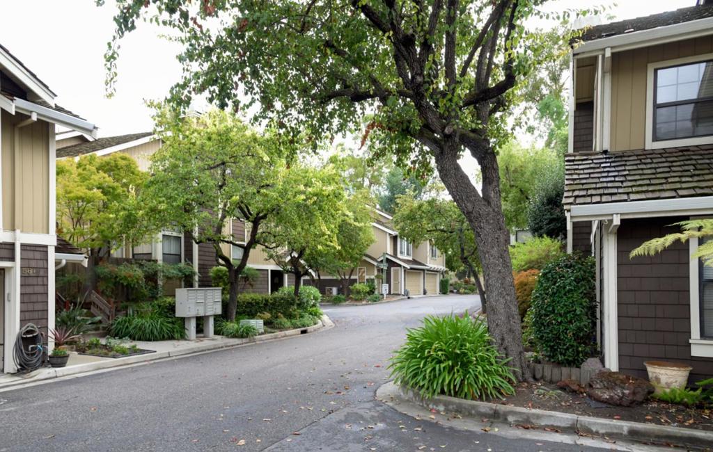 584 Valeri Ruth Court — photo
