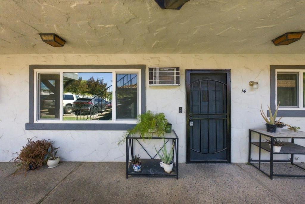 1261 Juniper Drive 14 — photo