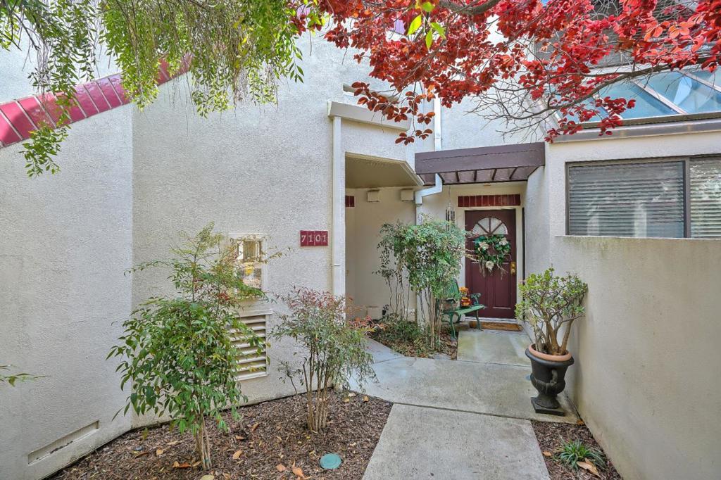 530 Shorebird Circle 7101 — photo