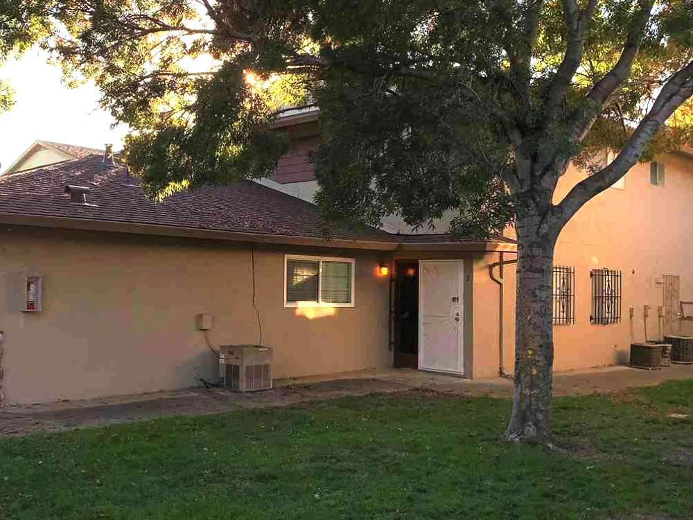 2300 Peppertree Way 3 — photo