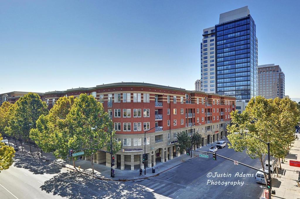 130 E San Fernando Street 407 — photo