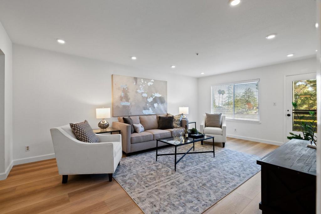 4000 Farm Hill Boulevard 111 — photo