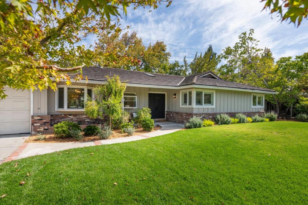 1624 Newcastle Drive — photo