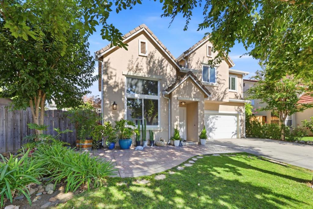 8790 Floral Street — photo