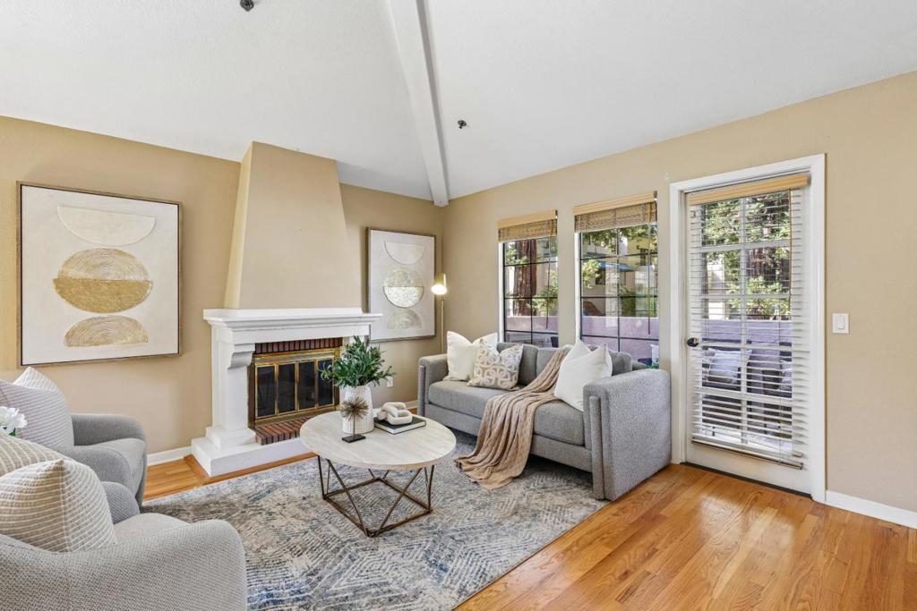10241 Nile Drive — photo