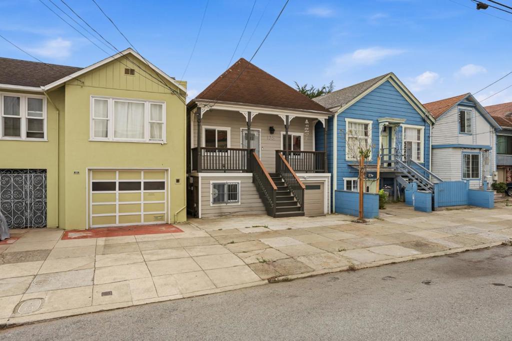 135 Farallones Street — photo