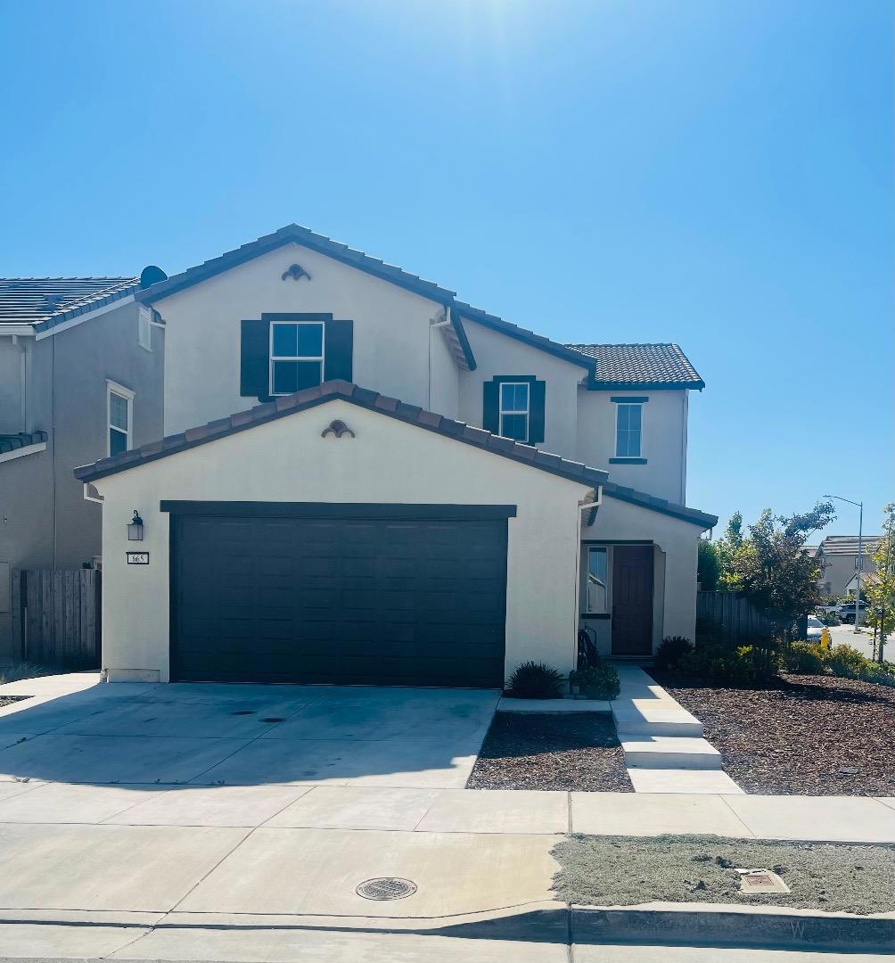 665 Tanoak Court — photo