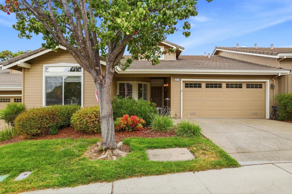 8803 Grape Wagon Circle — photo