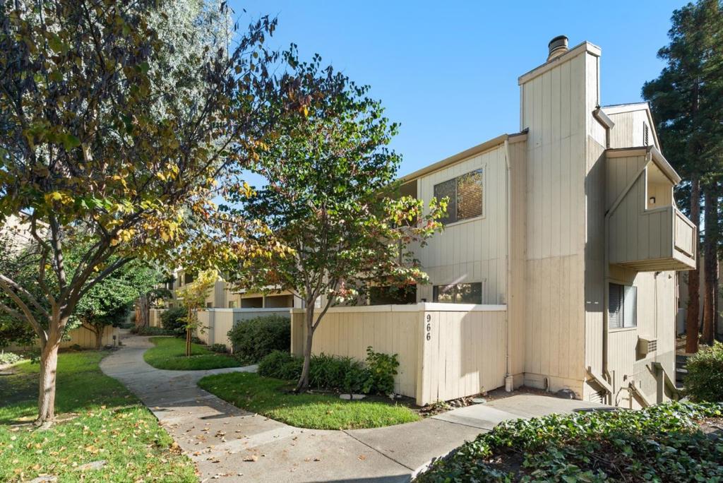 966 Kiely Boulevard Unit H — photo