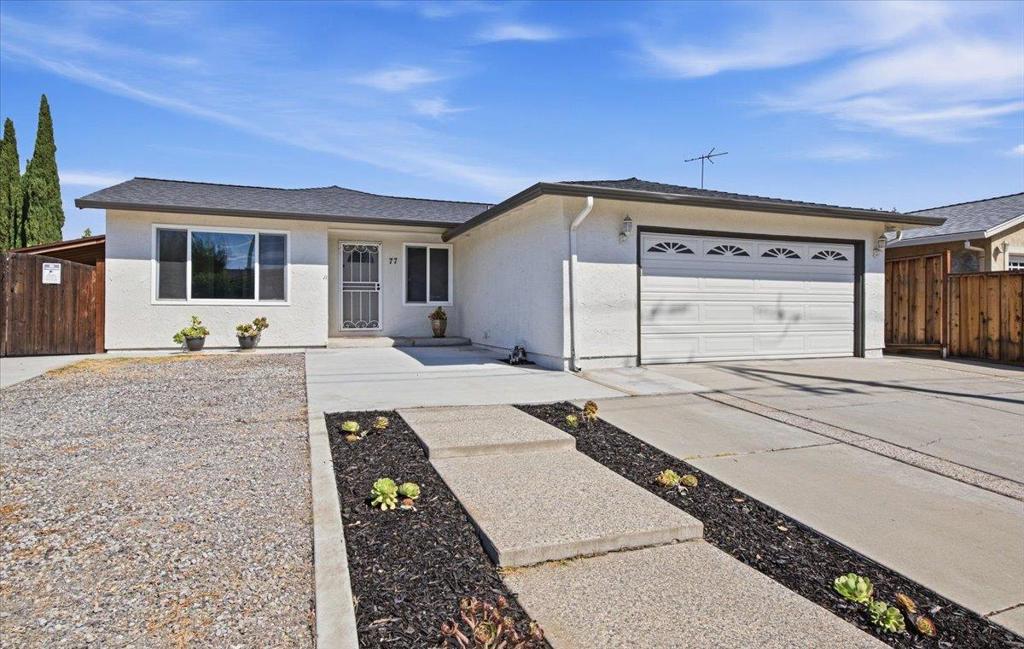 77 Shenado Place — photo