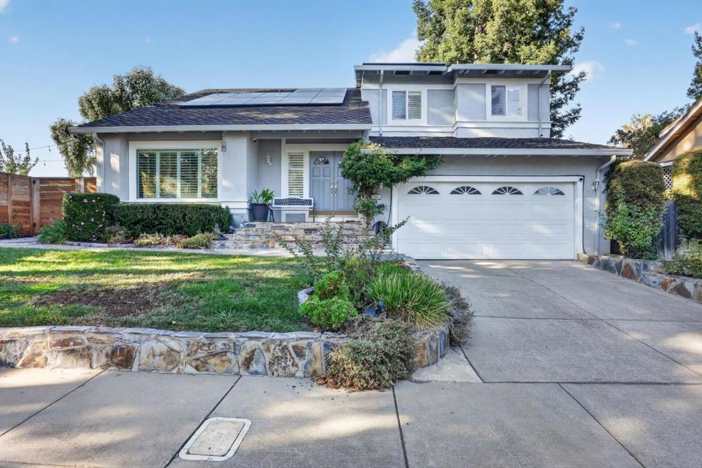 7485 Sundrop Court — photo