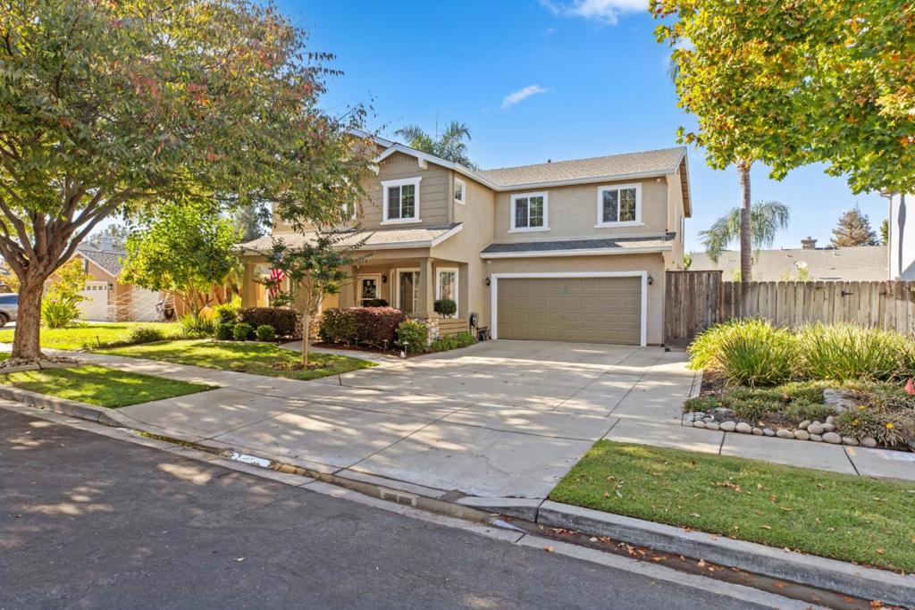 4285 Merchant Lane — photo