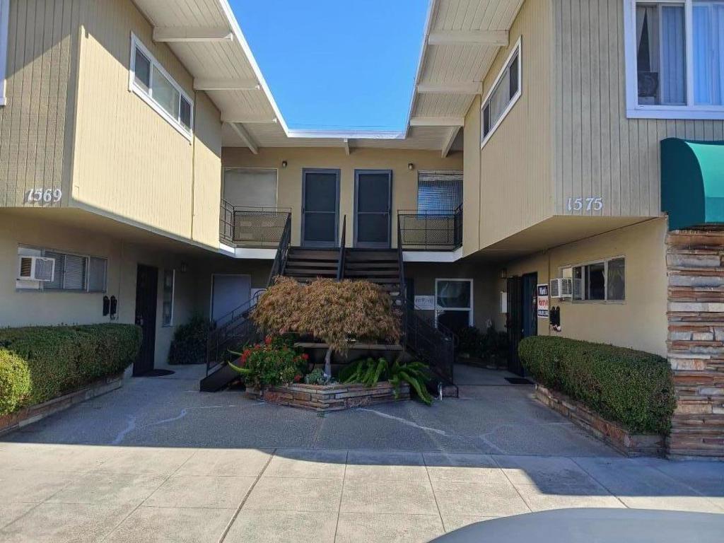 1575 Laurel Street Unit C — photo