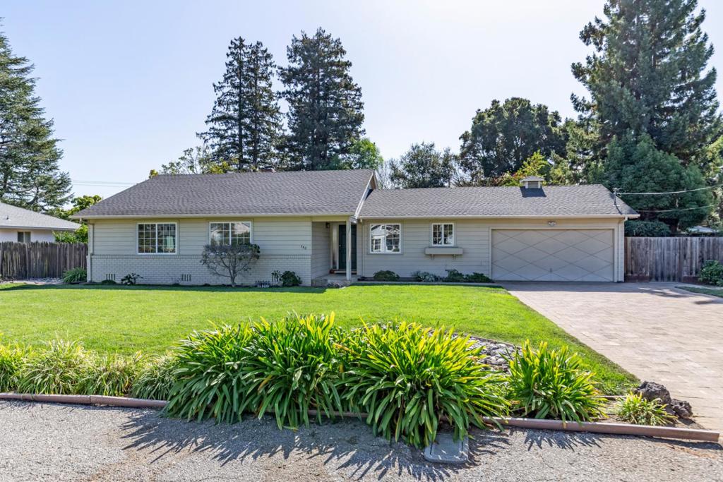 740 Arroyo Road — photo