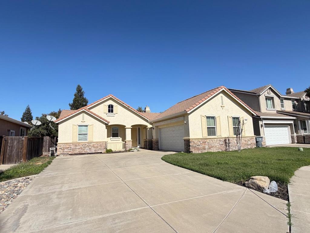 5487 Cooper Court — photo