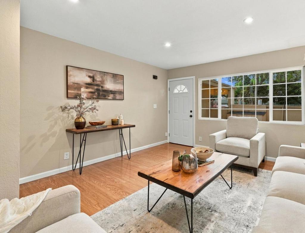 104 Jose Figueres Avenue — photo