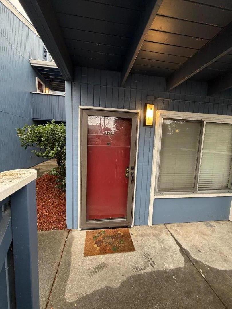 1126 Cherry Unit 127 — photo