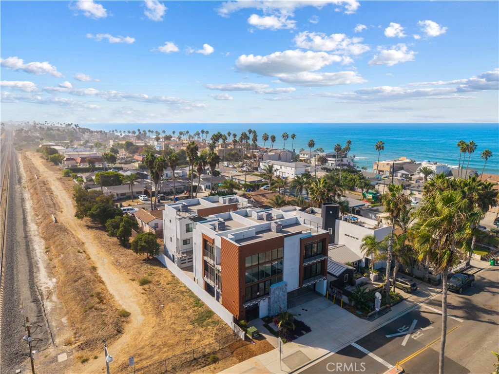 215 Oceanside Blvd 1 — photo
