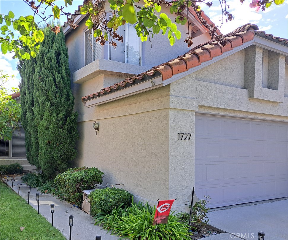 1727 Avenida Vista Labera — photo