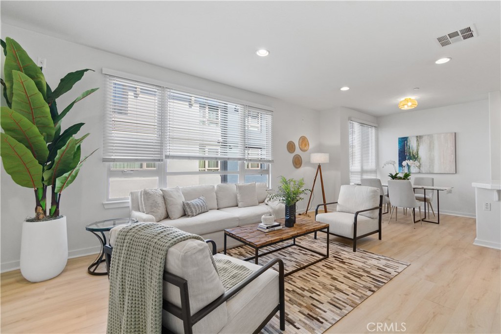 5401 W 149th Place Unit 2 — photo
