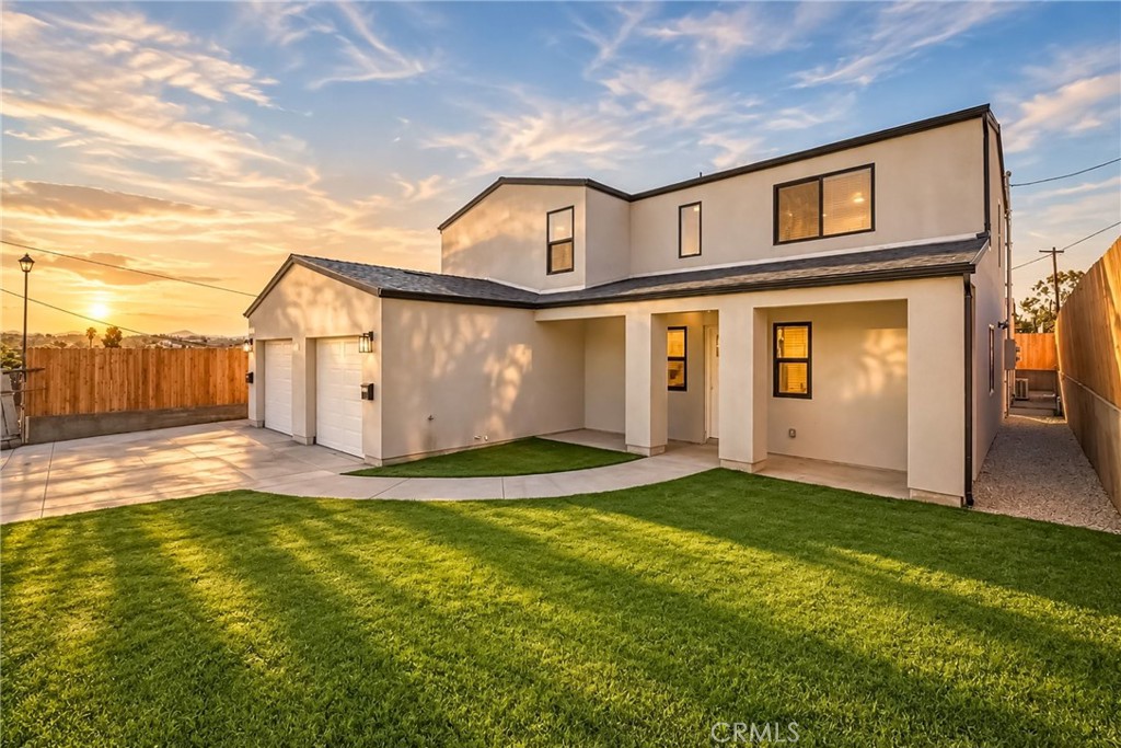 4661 4663 Redwood Street — photo
