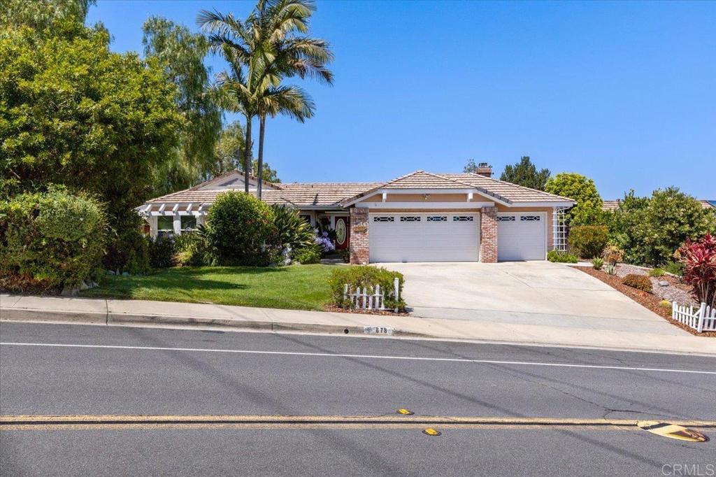 878 Rivertree Drive — photo