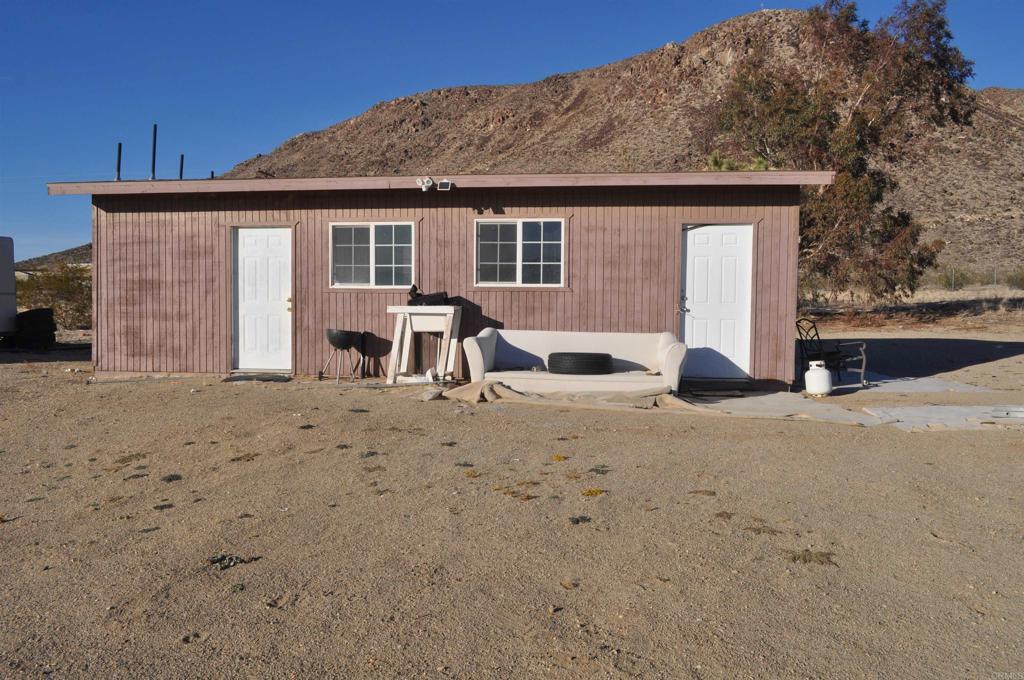 59175 Rocky Acres Road — photo