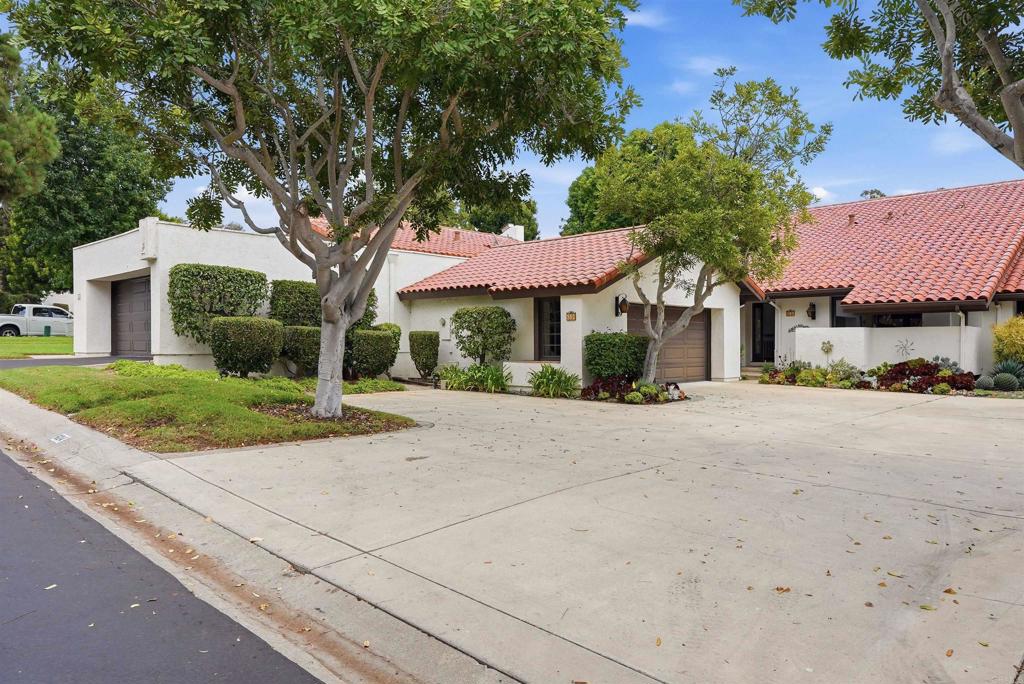 624 Camino Catalina — photo