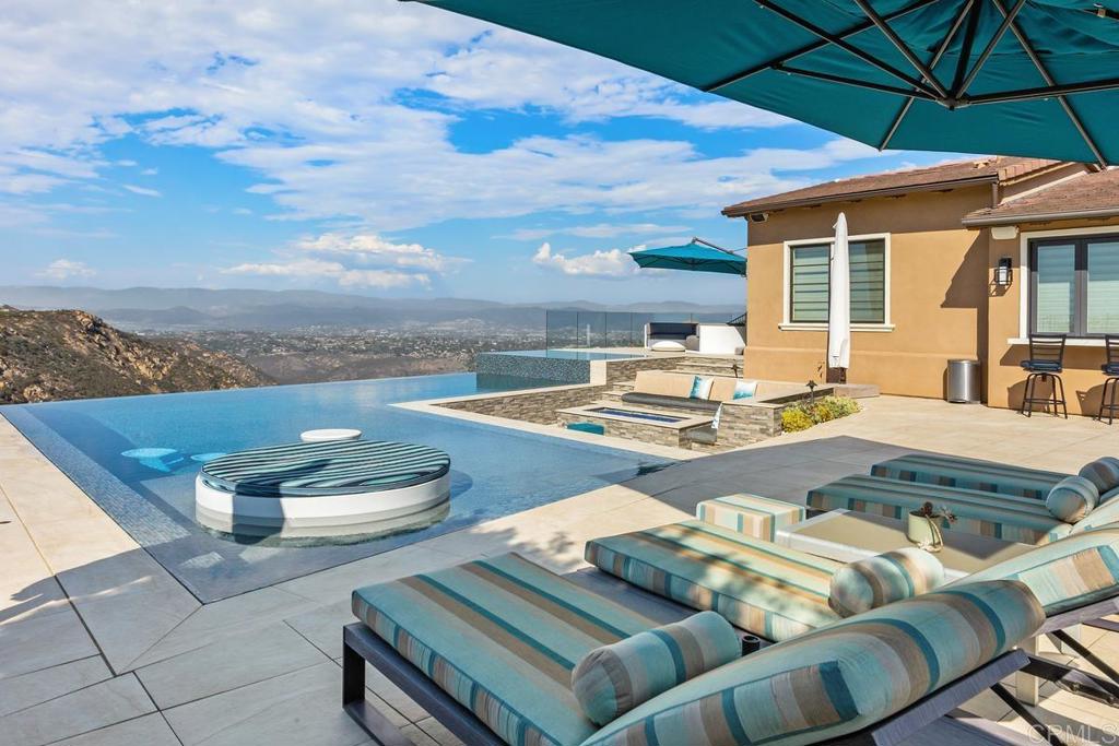 18338 Avenida Apice — photo