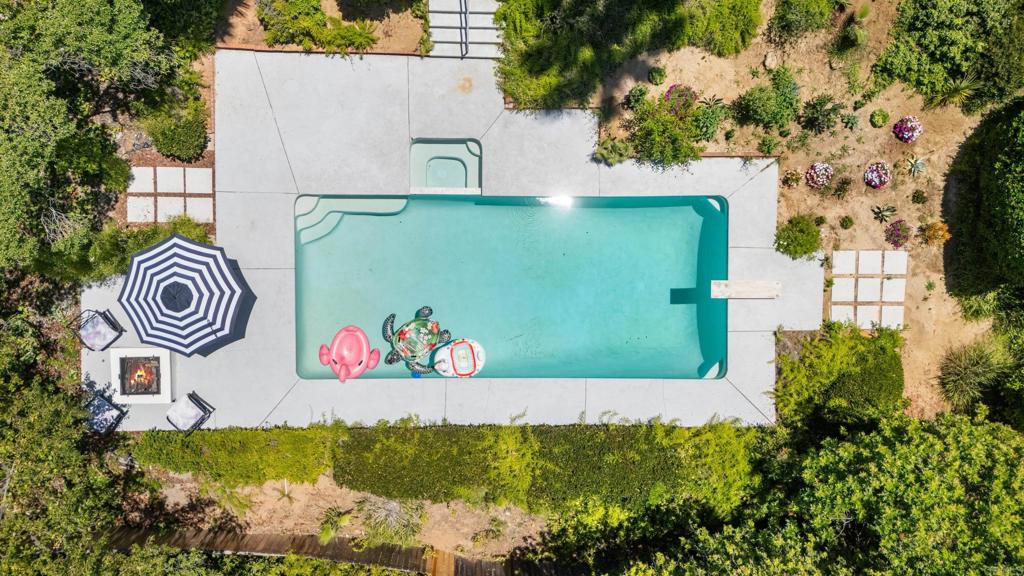 5740 Daffodil Lane — photo