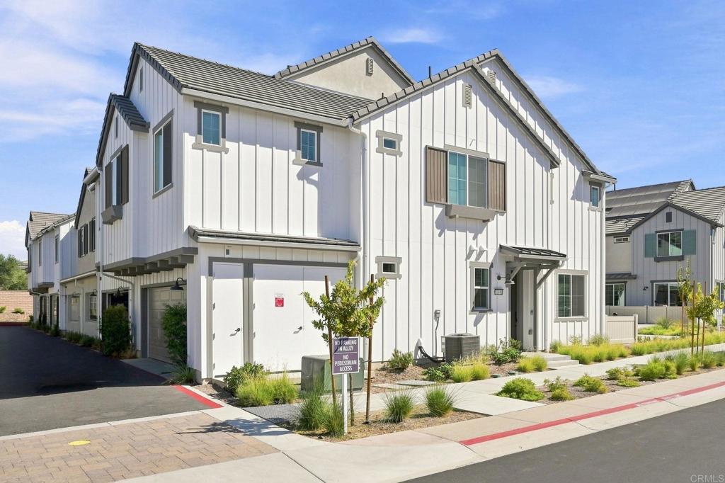 32416 Brunello — photo