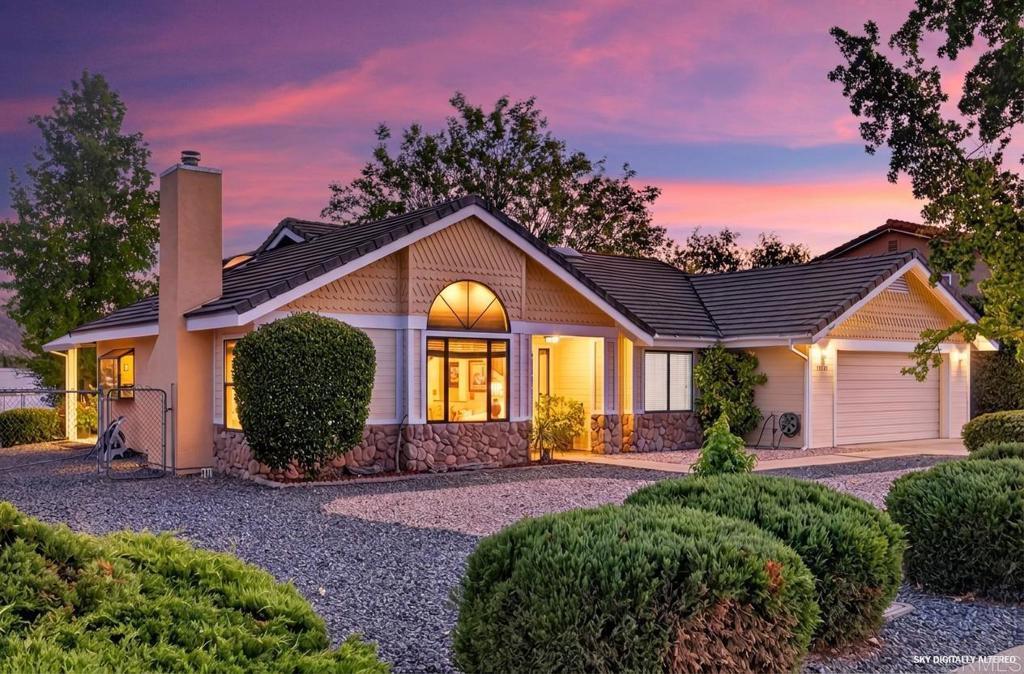 23543 Oriente Way — photo