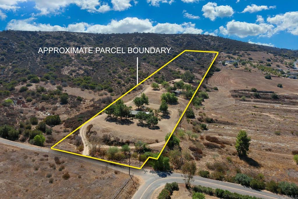 1698 Griffith Road — photo