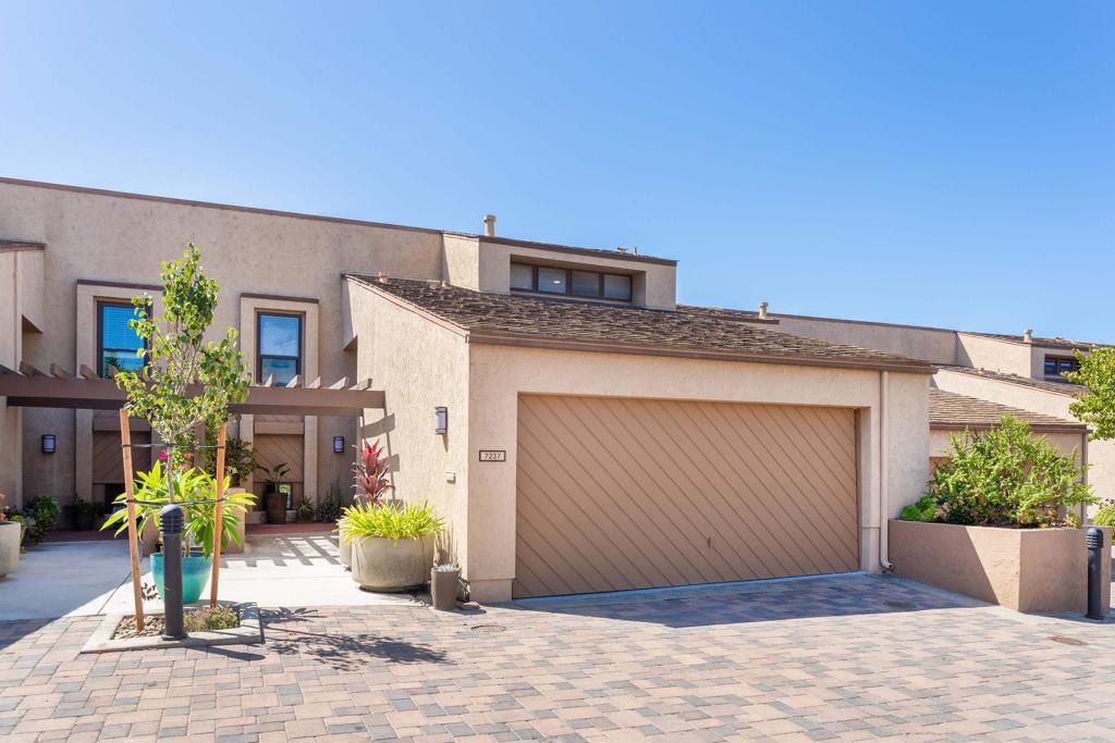 7237 Plaza De La Costa — photo