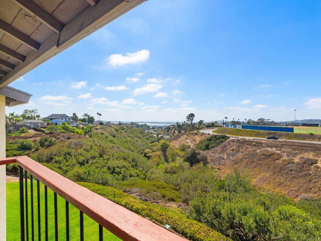 3658 Clairemont Drive 3C — photo