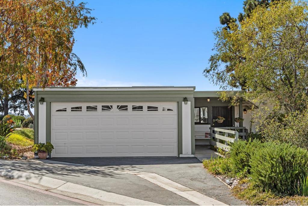 3621 Vista Campana S 105 — photo